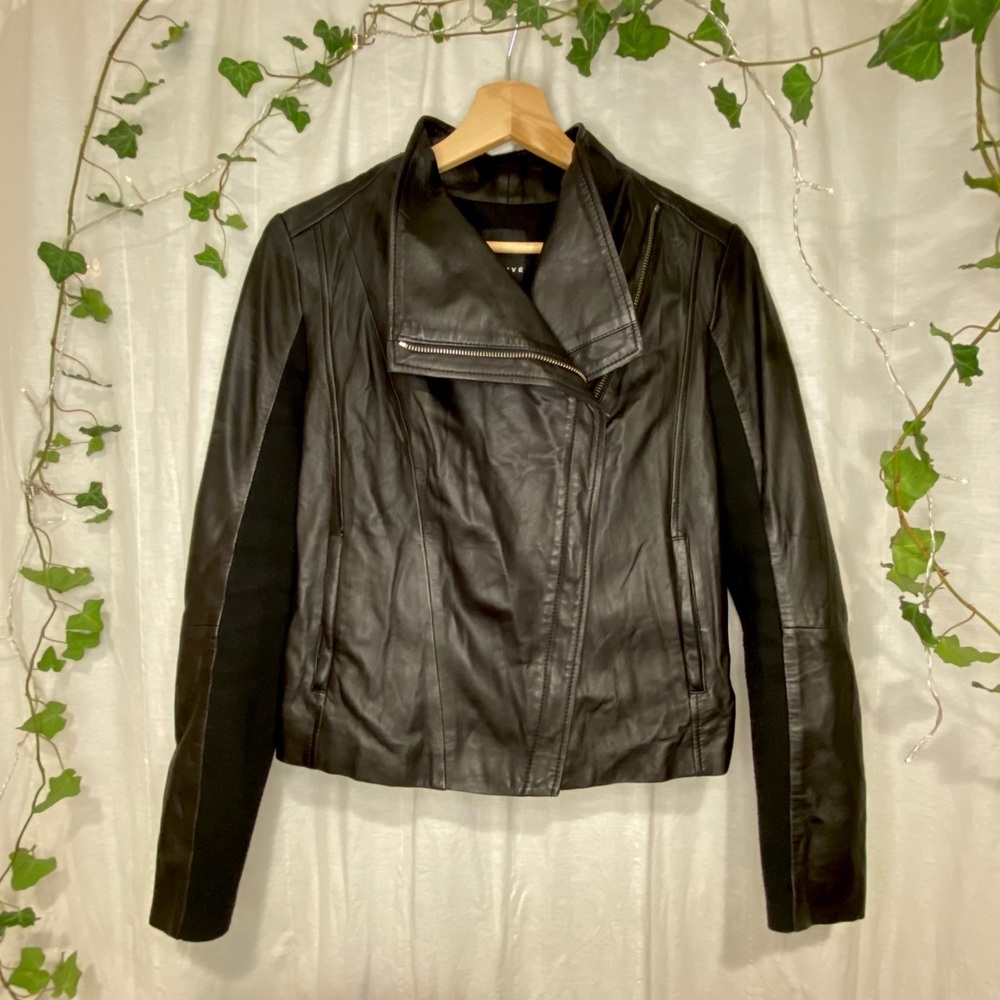 🖤💯% Real Leather Cropped Moto Jacket🖤